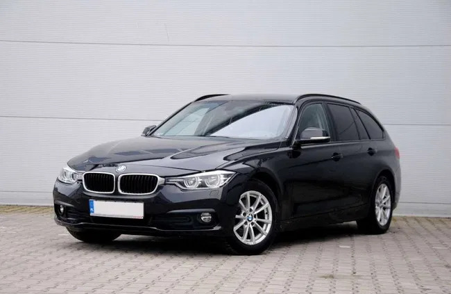 samochody osobowe BMW Seria 3 cena 72500 przebieg: 114000, rok produkcji 2019 z Warta